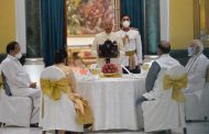 President Kovind hosted 'At Home' reception on Independence Day at Rashtrapati Bhavan. The President invited some frontline Corona Warriors working in Delhi as special guests and lauded their courage and dedication in saving countless lives across the country.