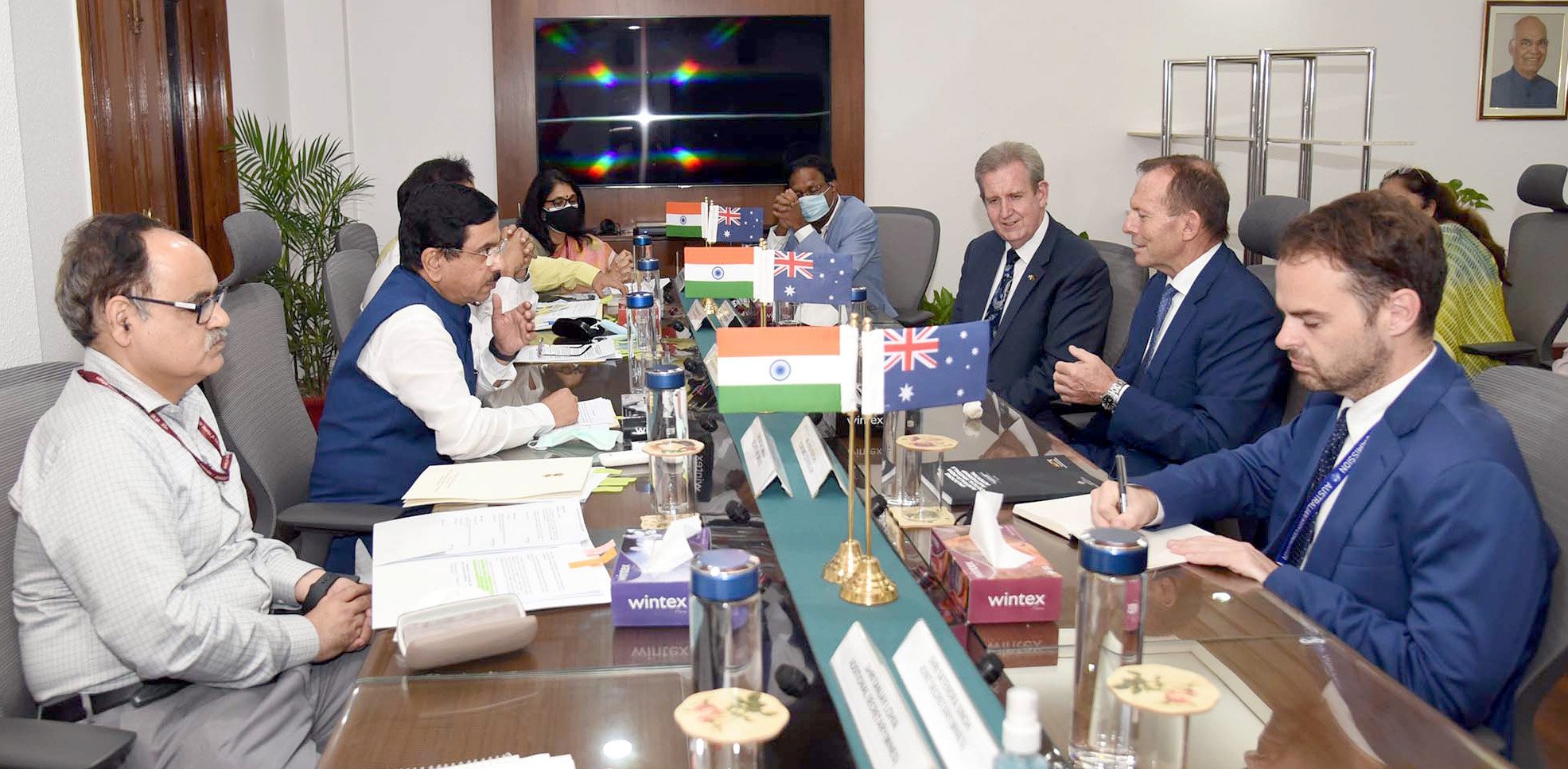 Australian delegation calls on Union Minister  Pralhad Joshi...